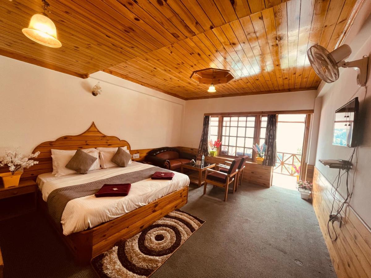 Hotel Hollywood - Top Rated & Most Awarded Property In Manali ภายนอก รูปภาพ